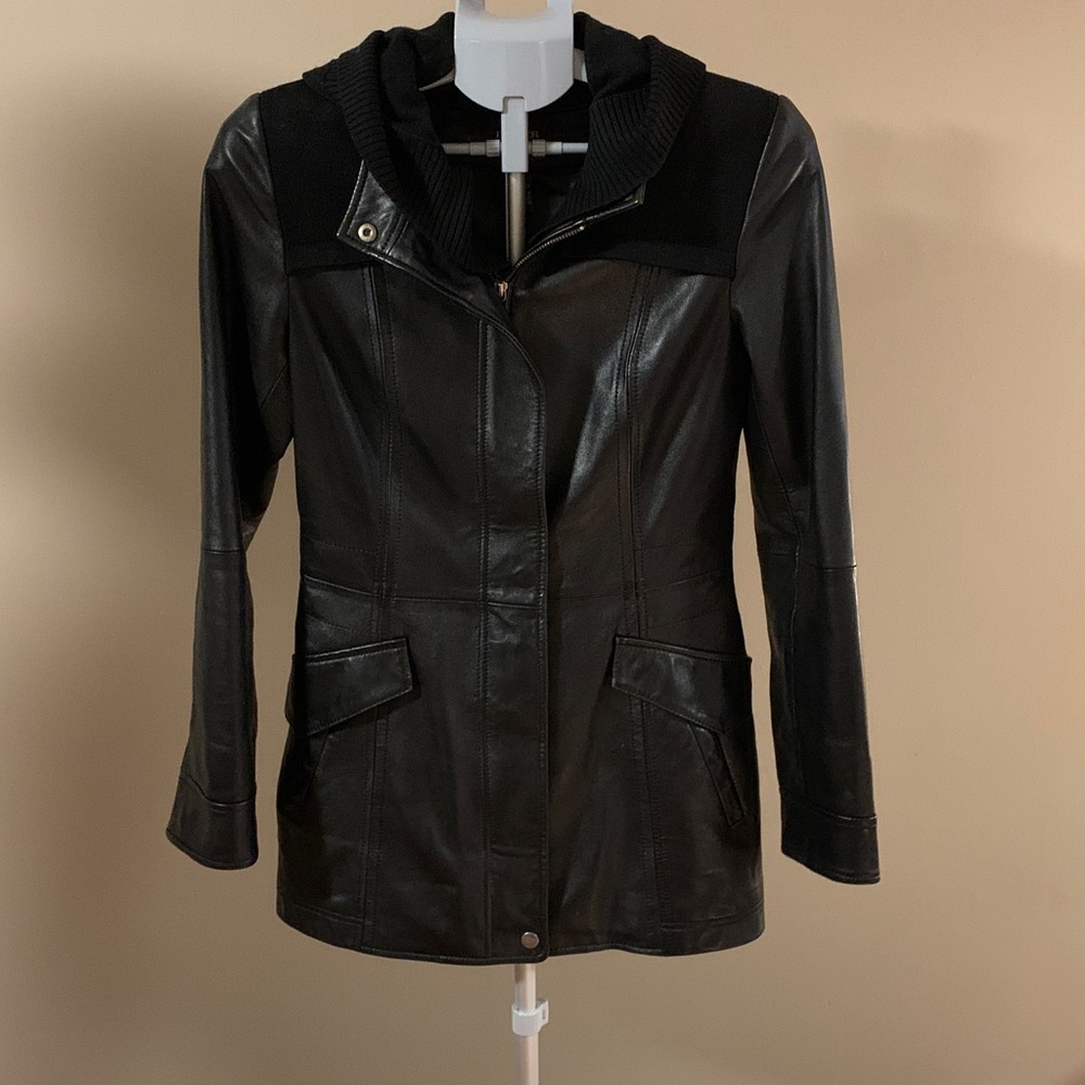 Danier Women's Black Italian Leather Jacket with Removable Hood Size 2XS